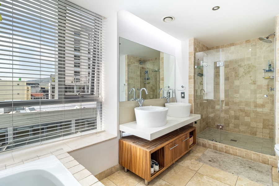 2 Bedroom Property for Sale in Cape Town City Centre Western Cape